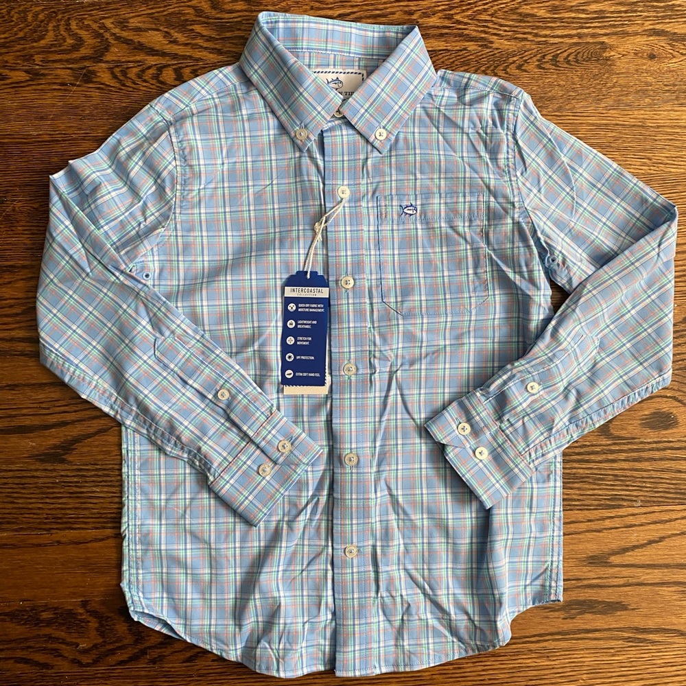 Southern Tide NWT boys buttons down size s 6-7